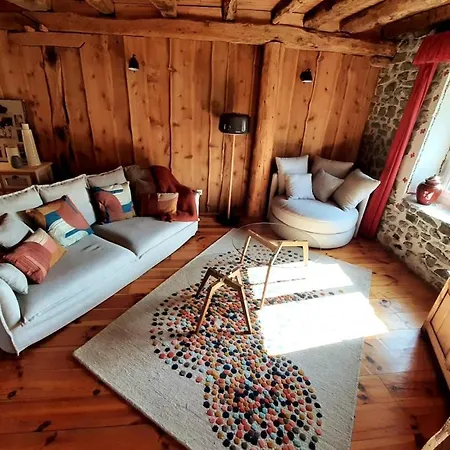 Le Du Bois De L'hiver, Grange De Caractere Avec Vue Sur Le Puy-de-dome * Ceyssat