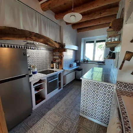 Le Du Bois De L'hiver, Grange De Caractere Avec Vue Sur Le Puy-de-dome Holiday home