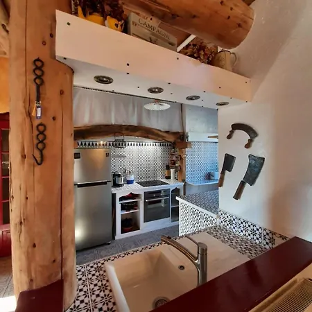 Le Du Bois De L'hiver, Grange De Caractere Avec Vue Sur Le Puy-de-dome